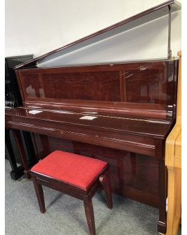 Piano in precious mahogany wood schimmel 120