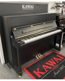 Mat zwart staande piano kawai