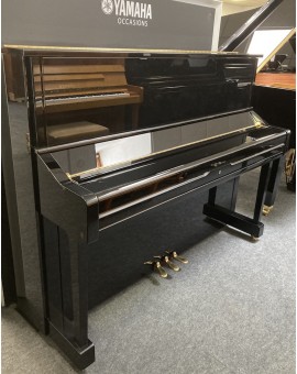 Used black YAMAHA piano